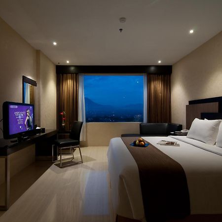 Aria Gajayana Hotel Malang Ngoại thất bức ảnh