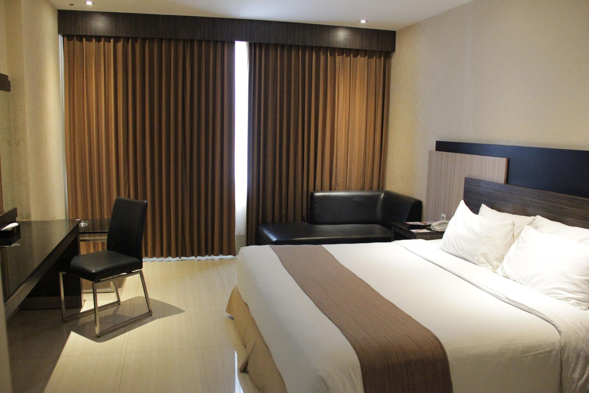 Aria Gajayana Hotel Malang Ngoại thất bức ảnh