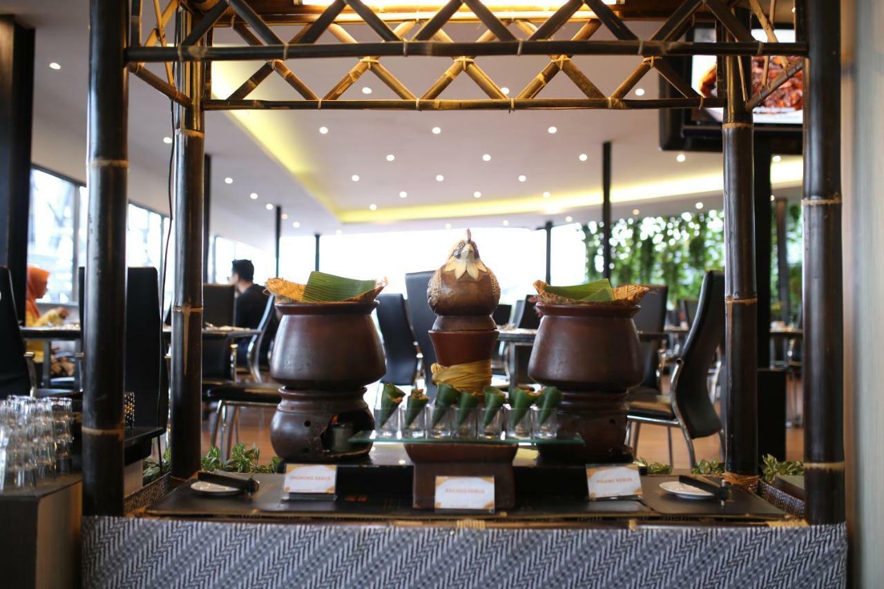 Aria Gajayana Hotel Malang Ngoại thất bức ảnh